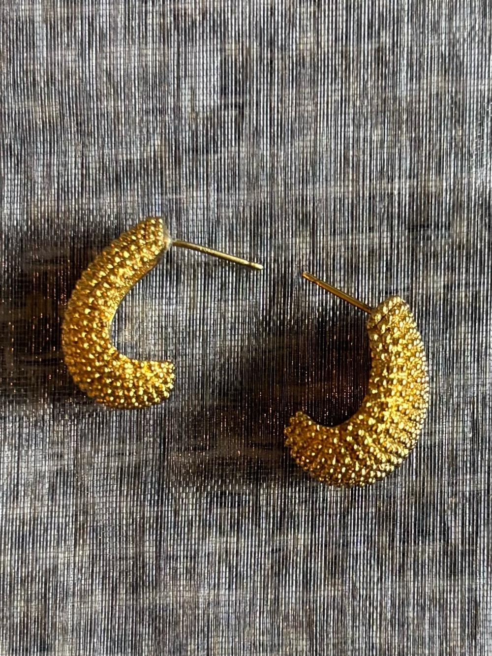 Vintage Signed E. Pearl Goldtone Textured J Hoop Earrings